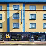 Отель Campanile Centre - Gare Эпиналь