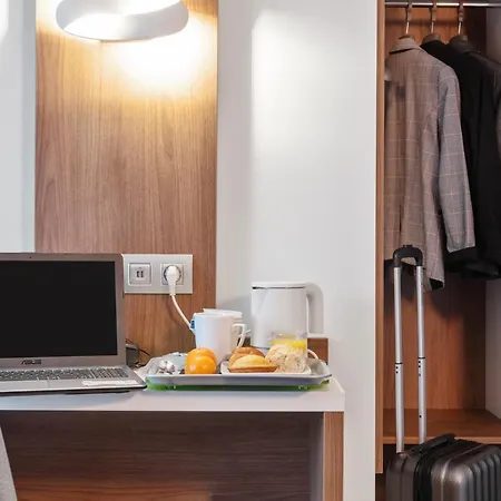 Campanile Centre - Gare 3*