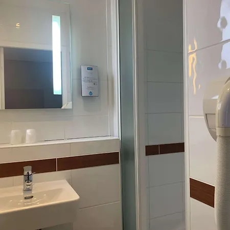 Campanile Centre - Gare Ξενοδοχείο Épinal