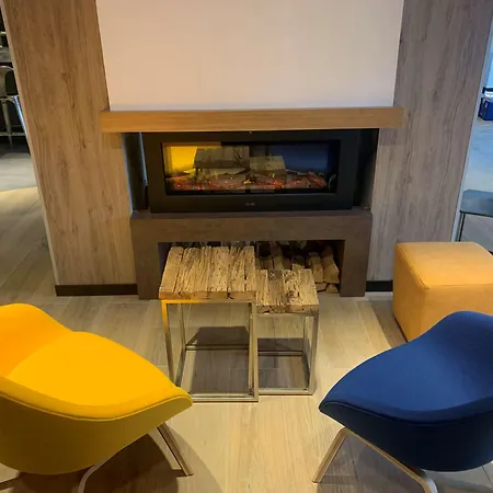 Otel Campanile Centre - Gare Épinal