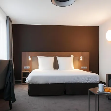 Ξενοδοχείο Campanile Centre - Gare 3*