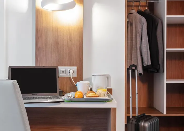 Campanile Centre - Gare 3*