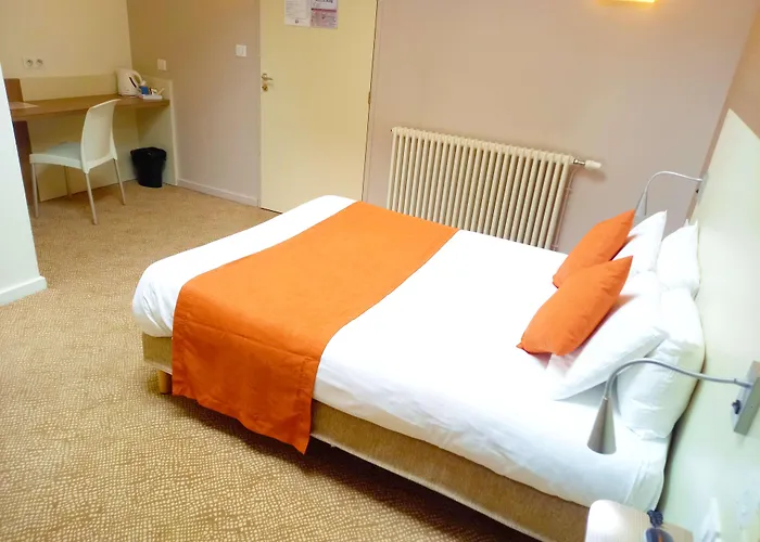 Campanile Centre - Gare Épinal