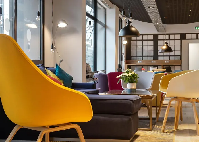 호텔 Campanile Centre - Gare 에피날