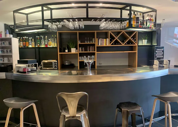 Campanile Centre - Gare 에피날