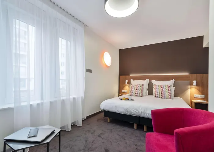 Campanile Centre - Gare Épinal