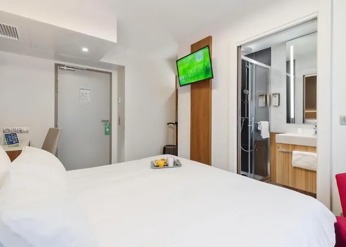 Hotel Campanile Centre - Gare